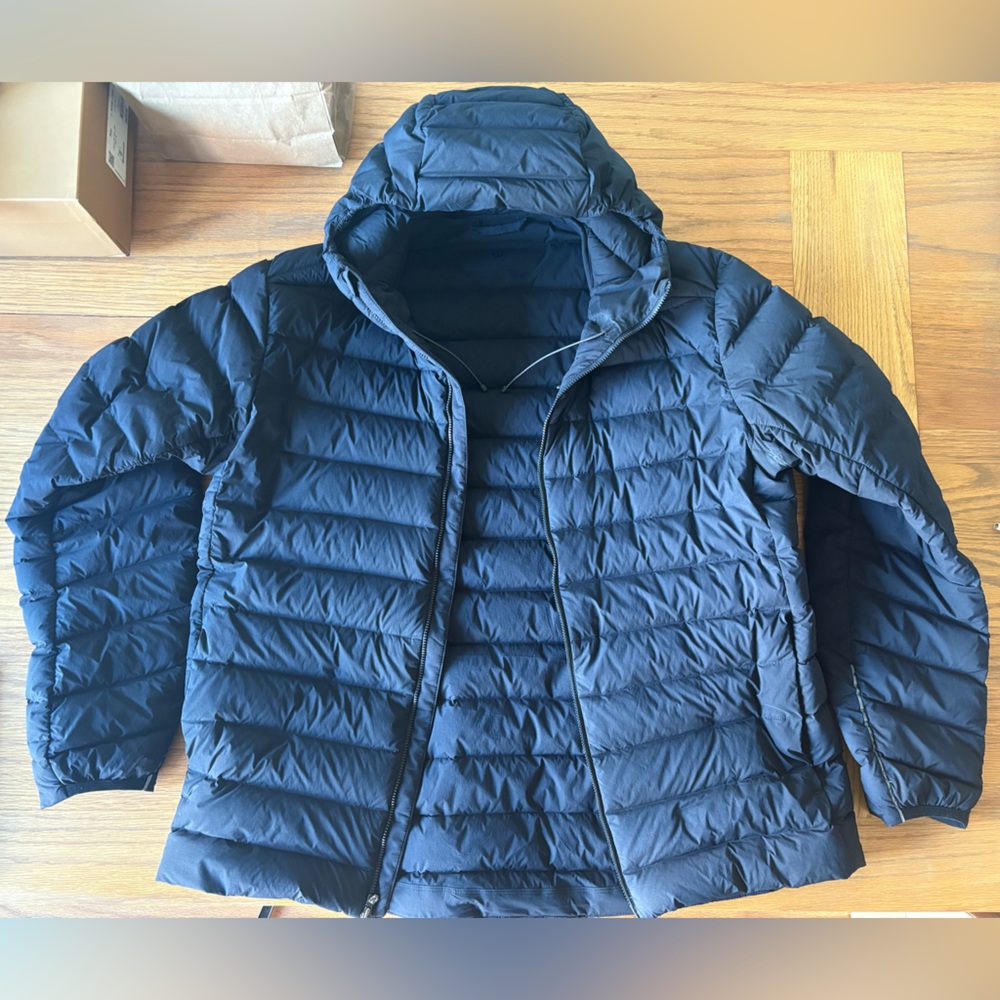 Men’s Lululemon Navigation Down Hoodie - LARGE - Classic NAVY